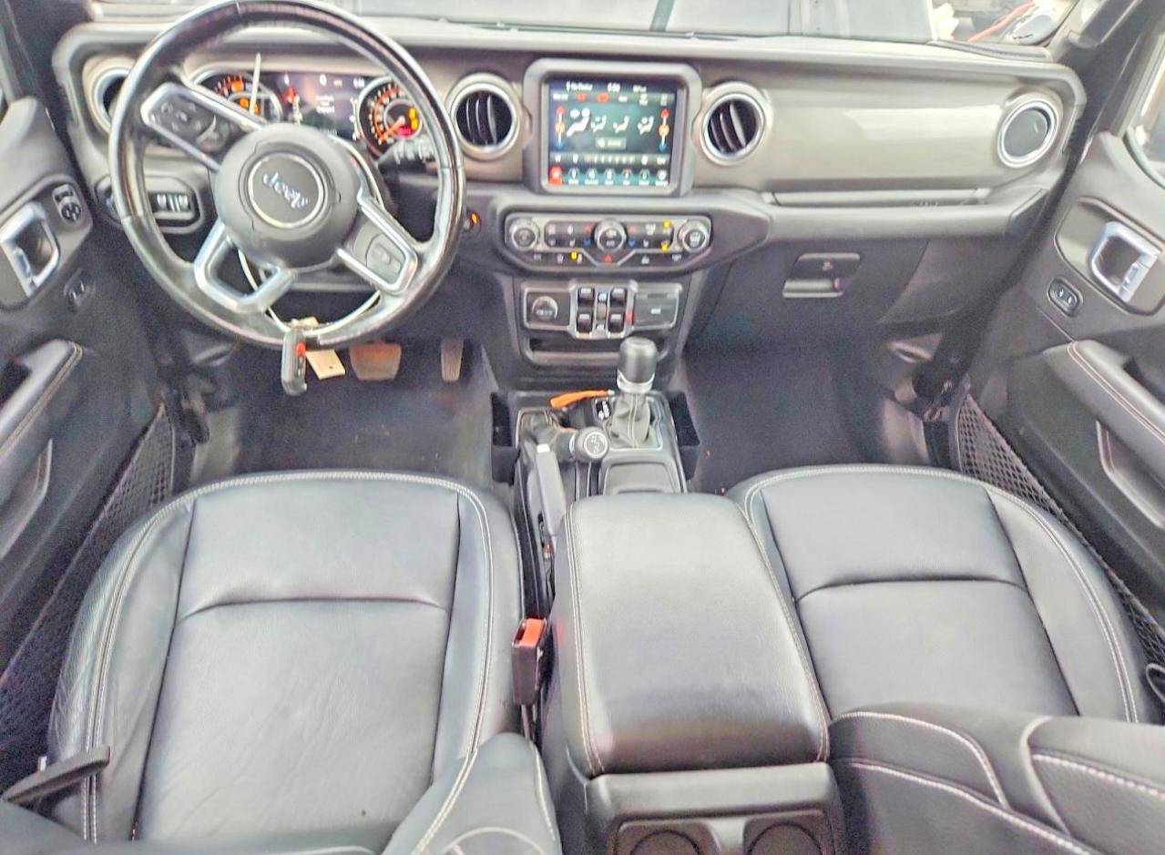 Jeep Wrangler Sahara