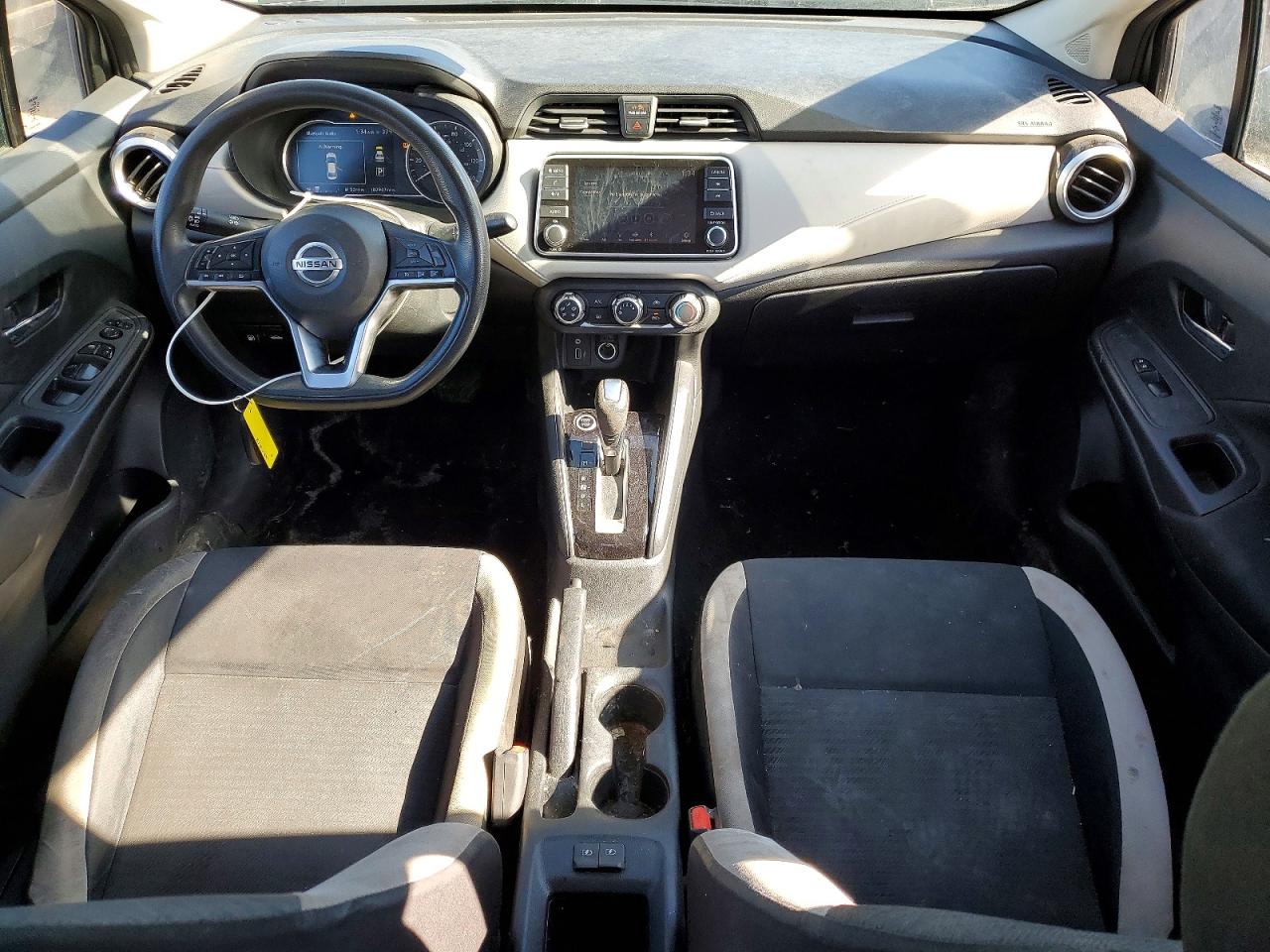 Nissan Versa Sv