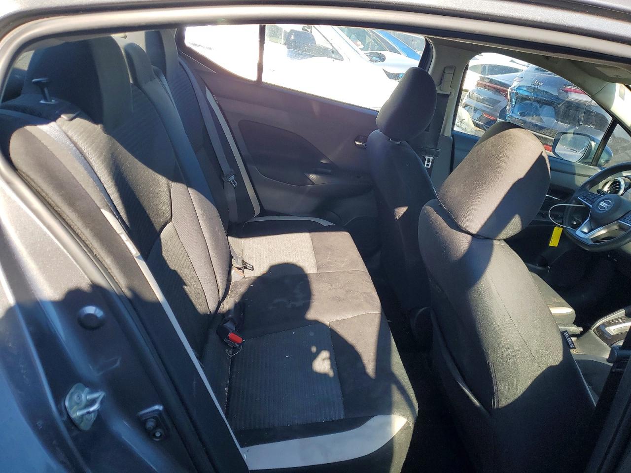 Nissan Versa Sv