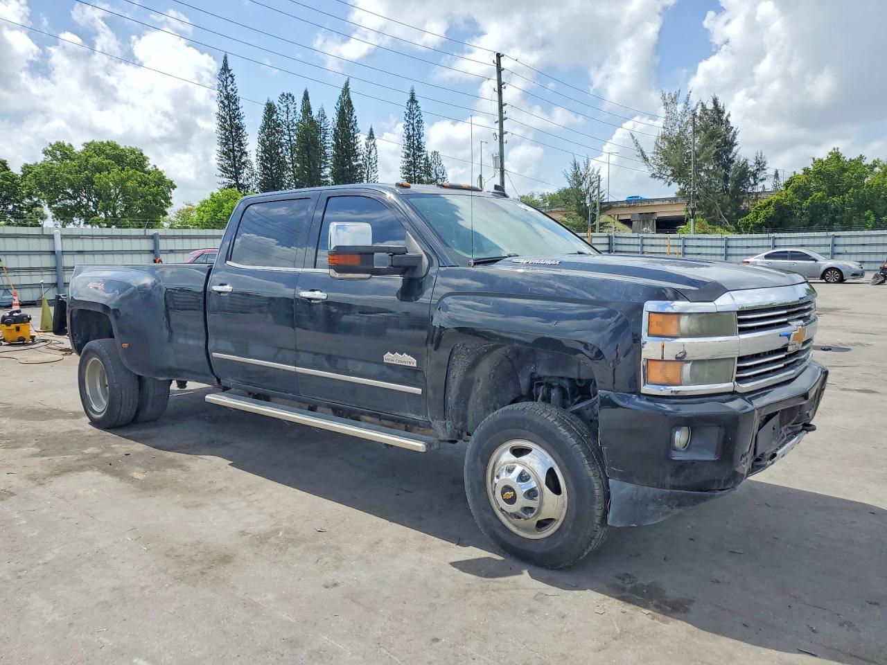 Chevrolet Silverado K3500 High Country