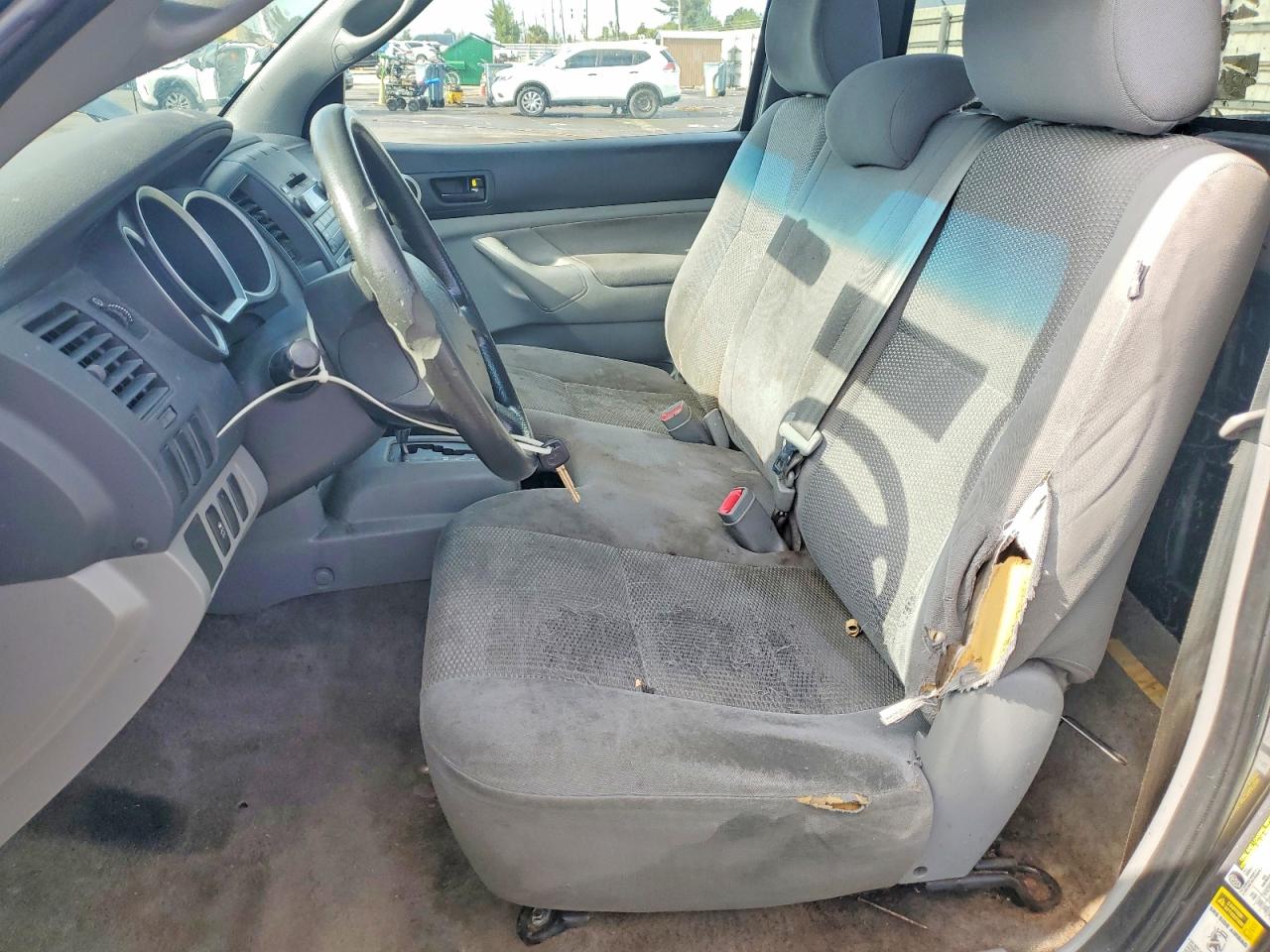 Toyota Tacoma Base