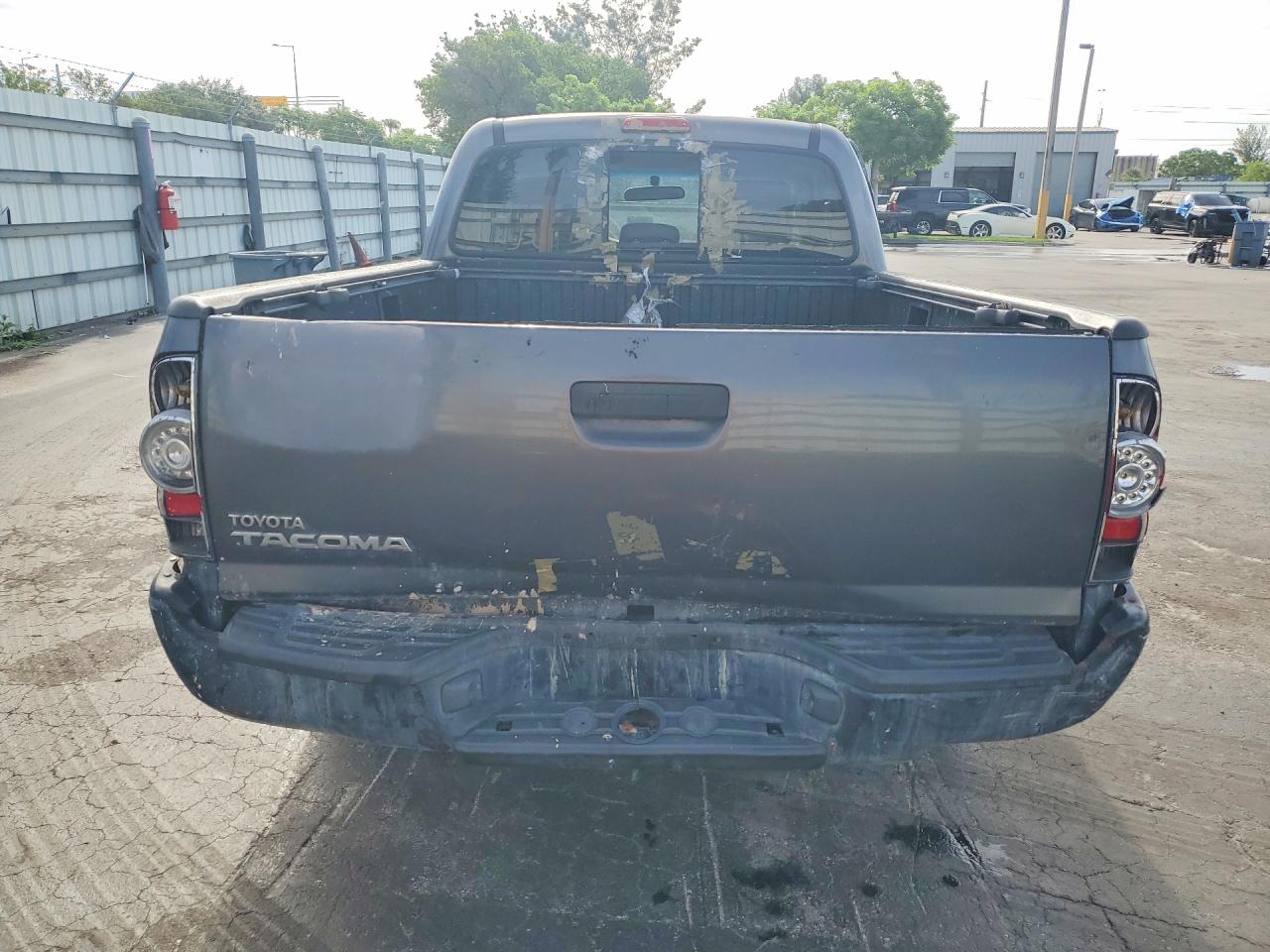 Toyota Tacoma Base