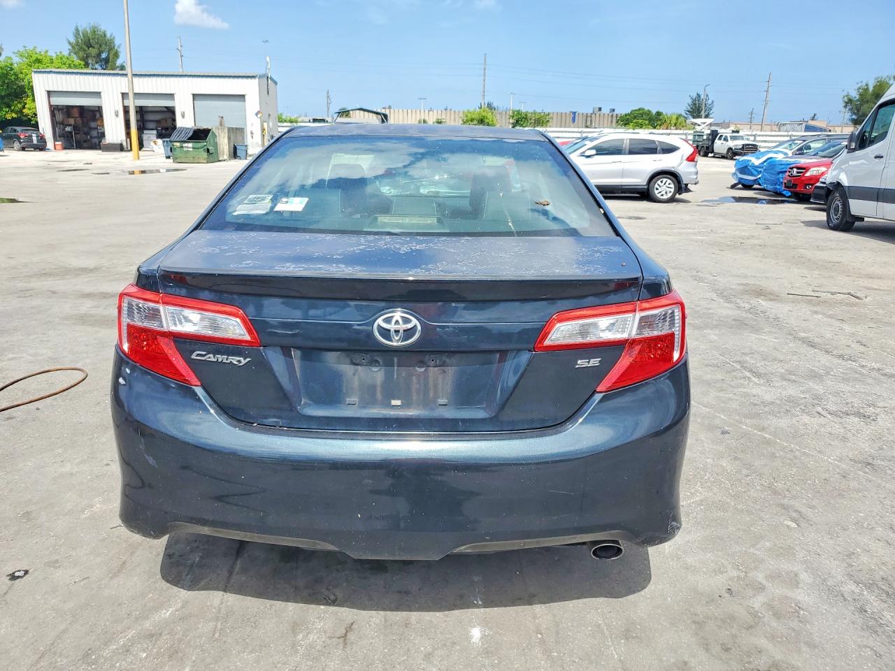 Toyota Camry Se