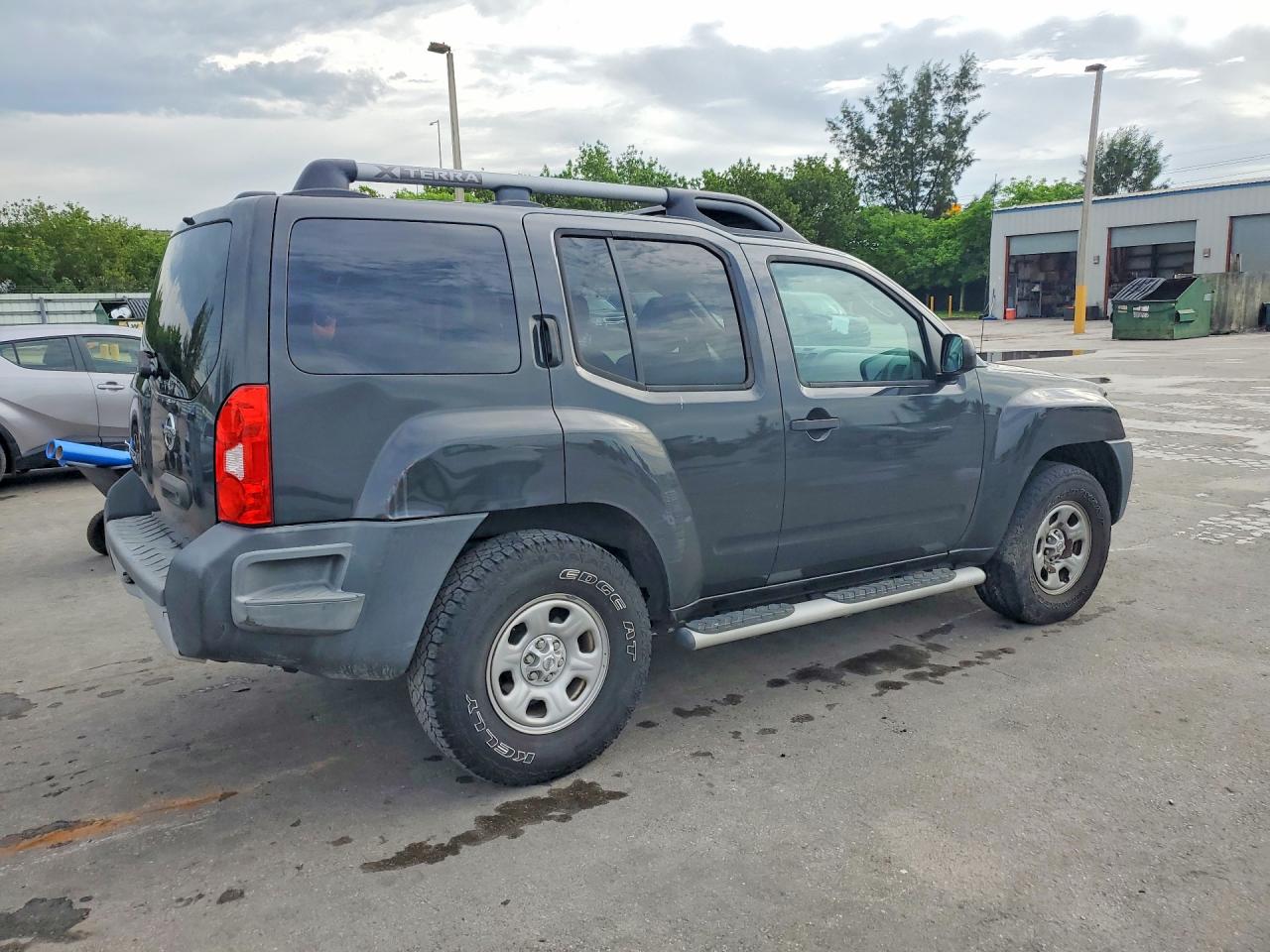 Nissan Xterra X