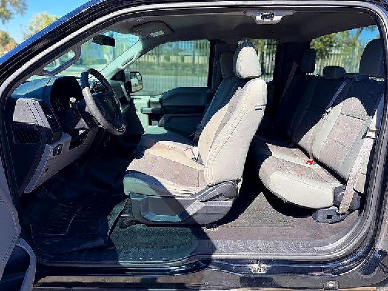 Ford F-150 Super Cab