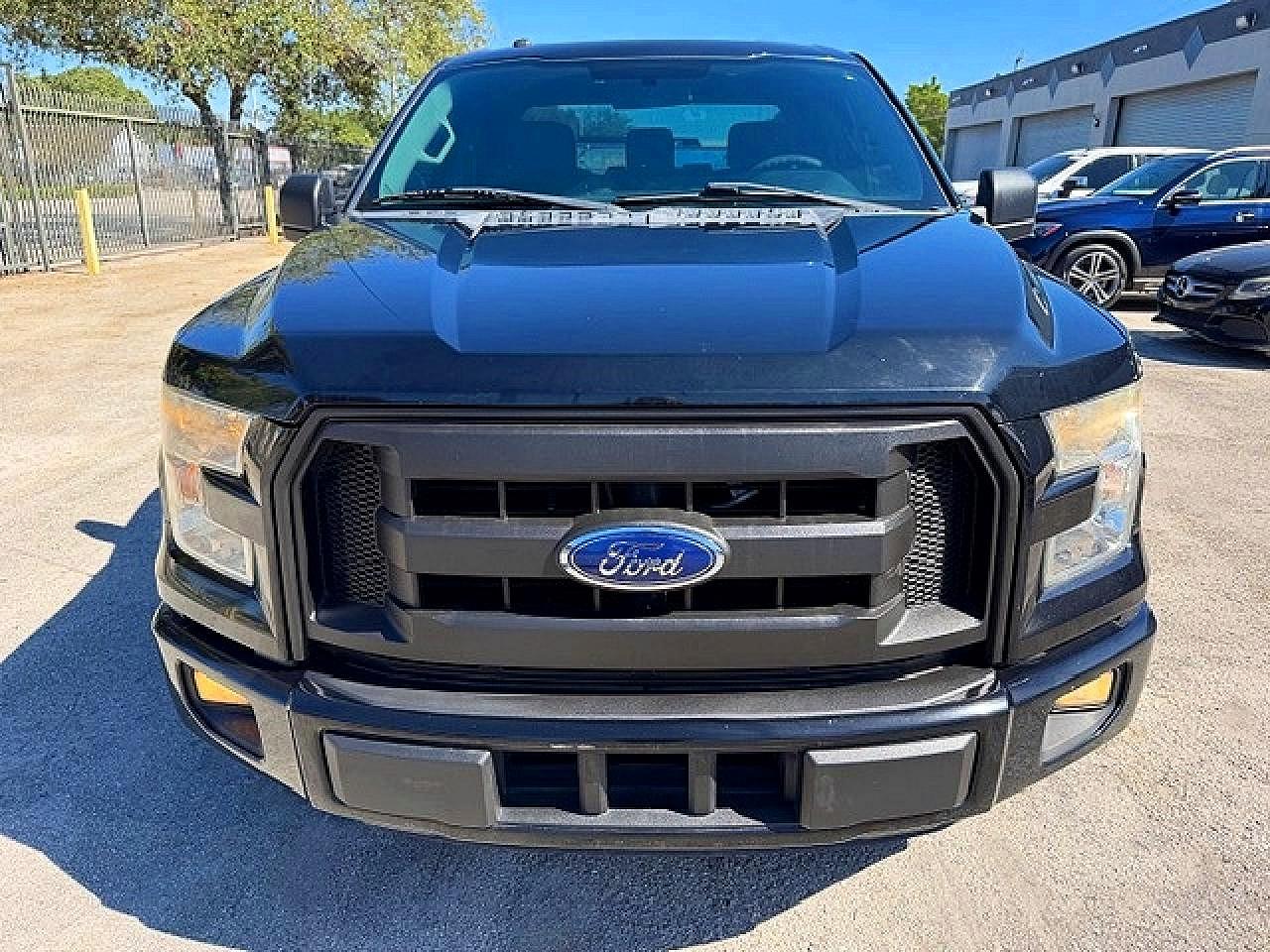 Ford F-150 Super Cab