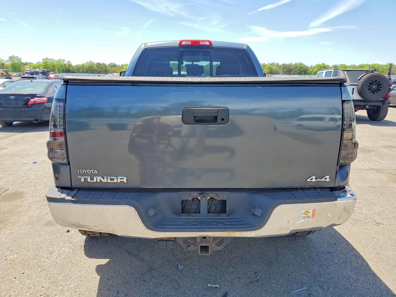 Toyota Tundra Double Cab Sr5