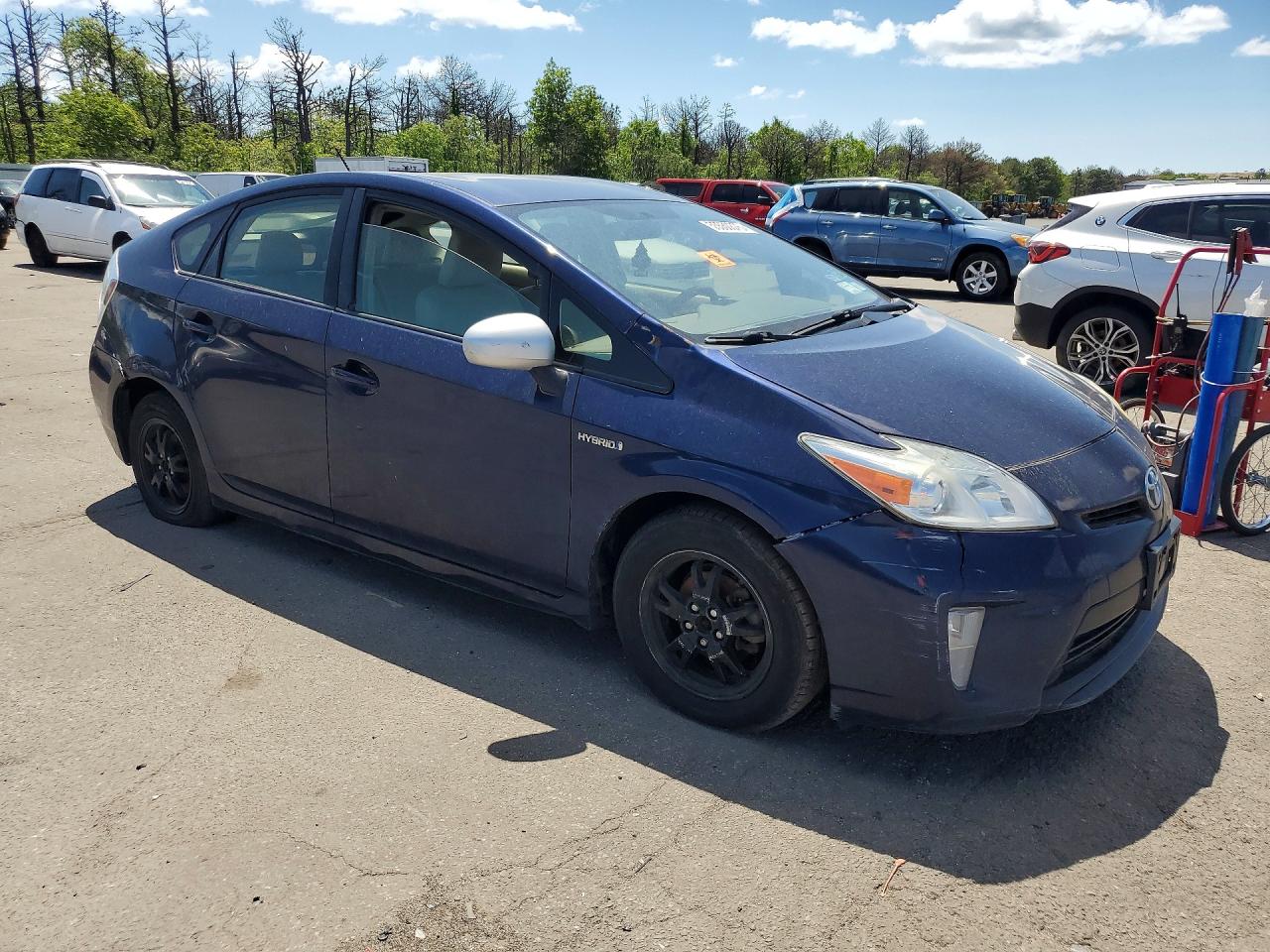 Toyota Prius Three