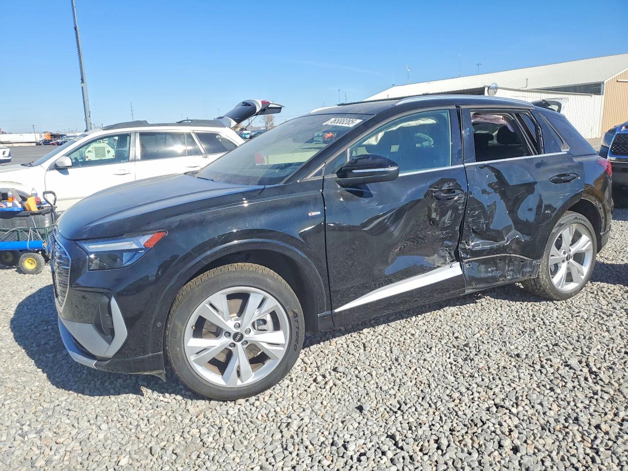 Salvage Audi Q4 Image