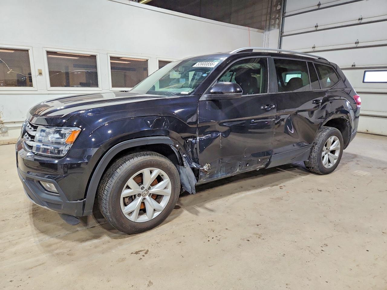 Salvage Volkswagen Atlas Image