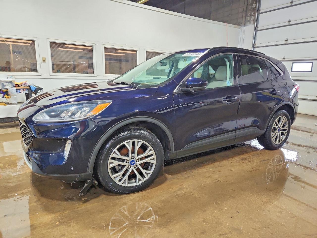 2021 Ford Escape 1FMCU0H64MU******