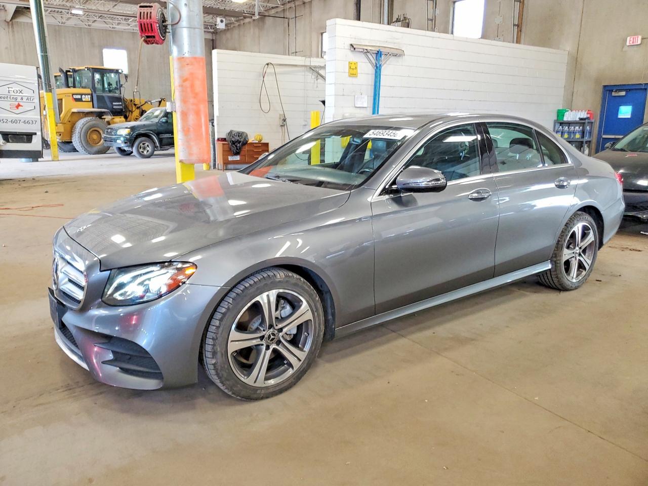 Salvage Mercedes-Benz E-Class Image