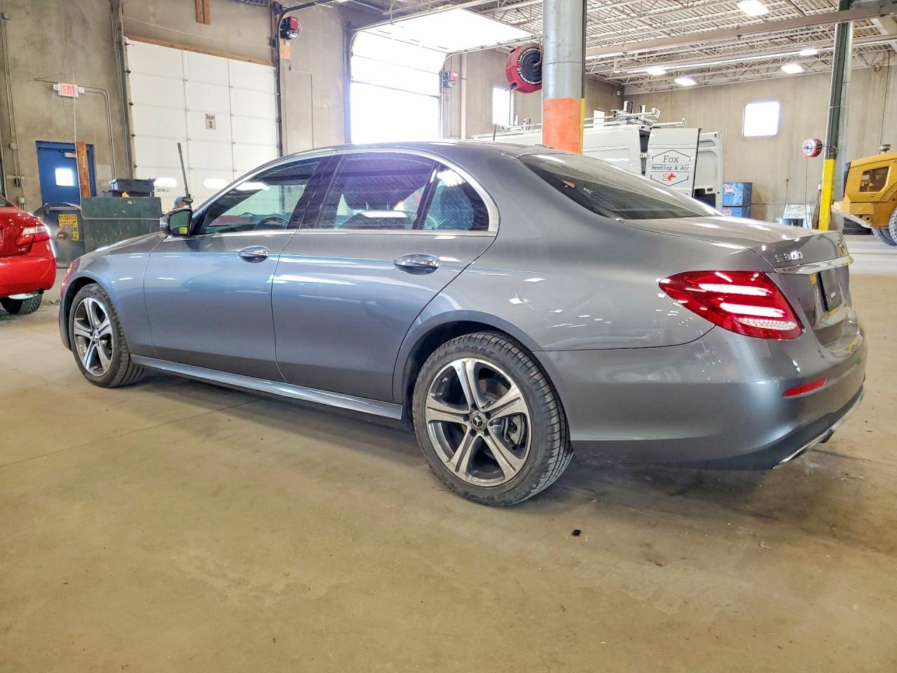 Mercedes-Benz E-Class 300 4matic