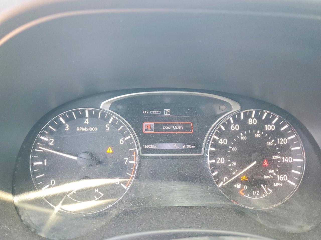 Nissan Pathfinder Platinum