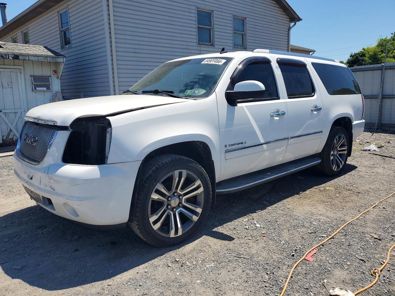 Salvage GMC Yukon Image