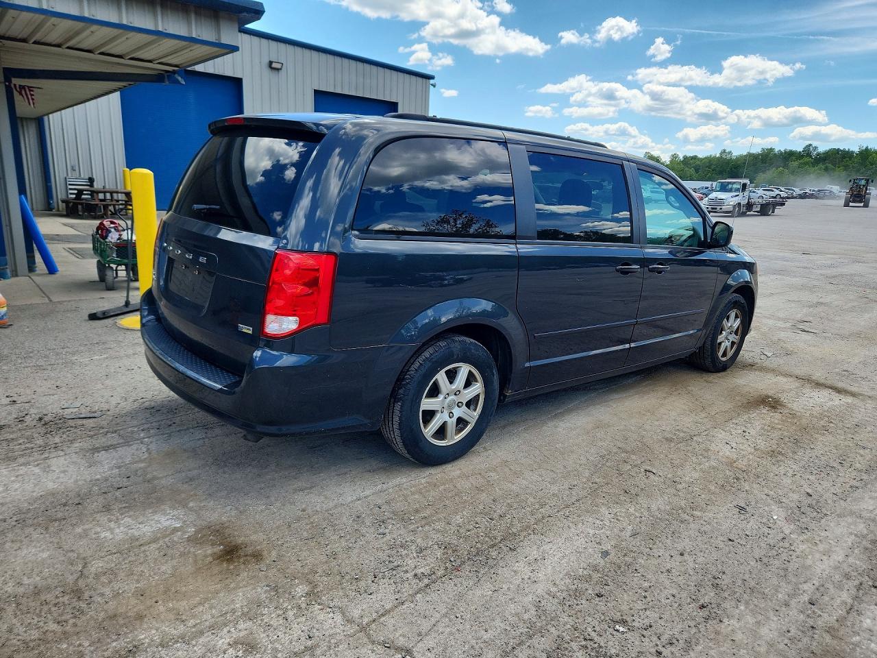 Dodge Caravan Sxt