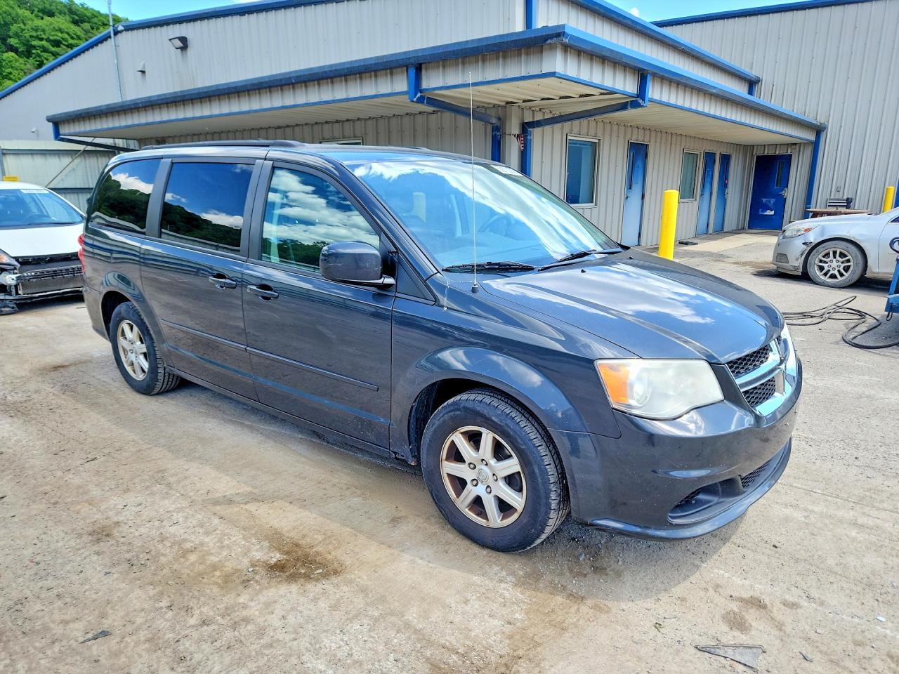 Dodge Caravan Sxt