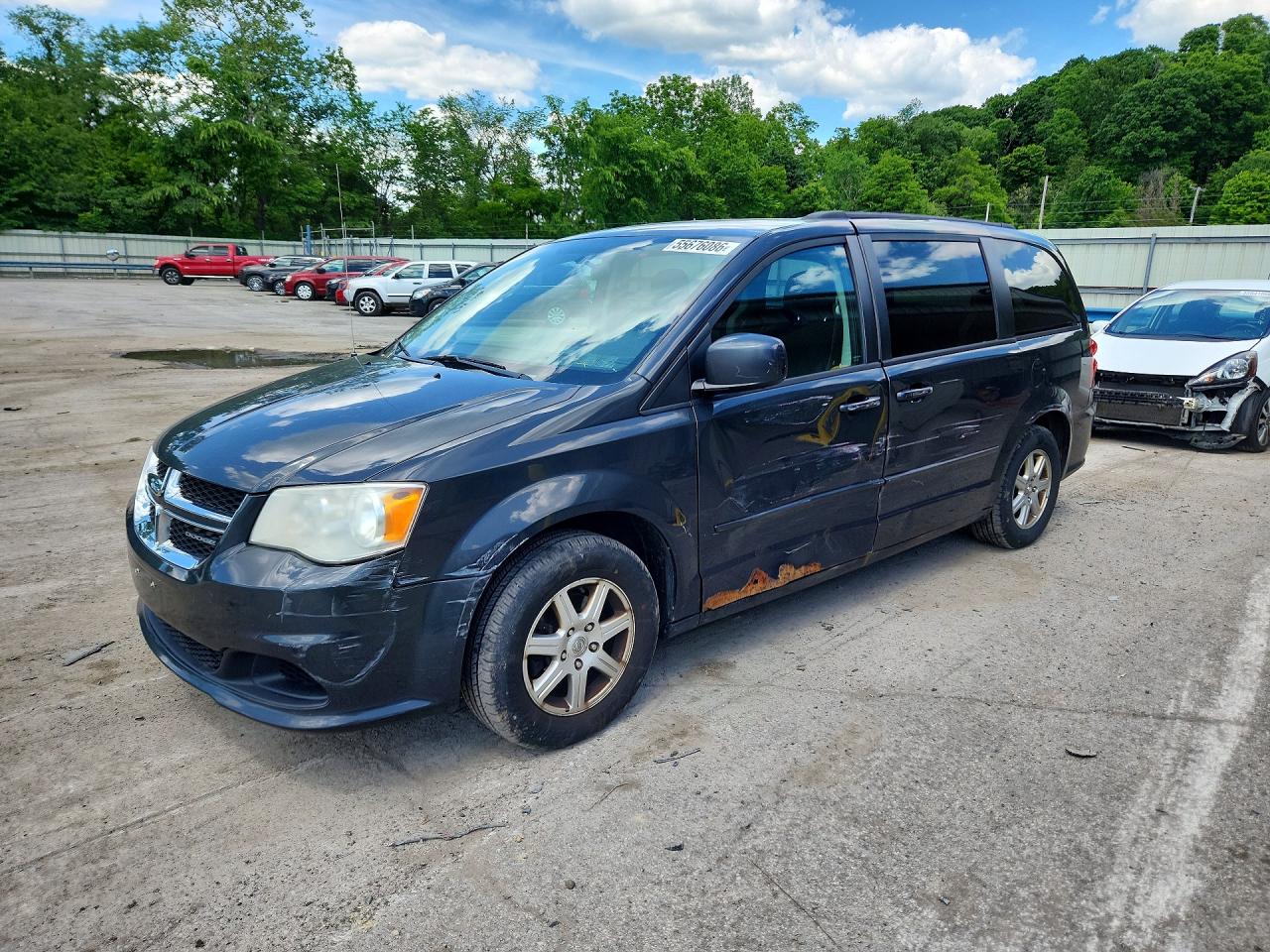 Salvage Dodge Caravan Image