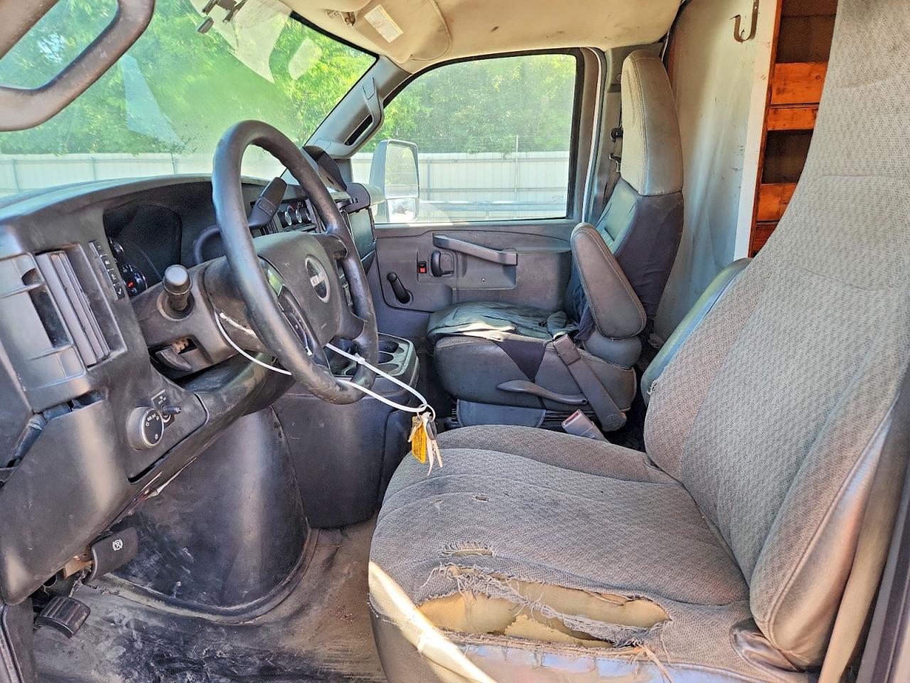 GMC Savana Cutaway G4500