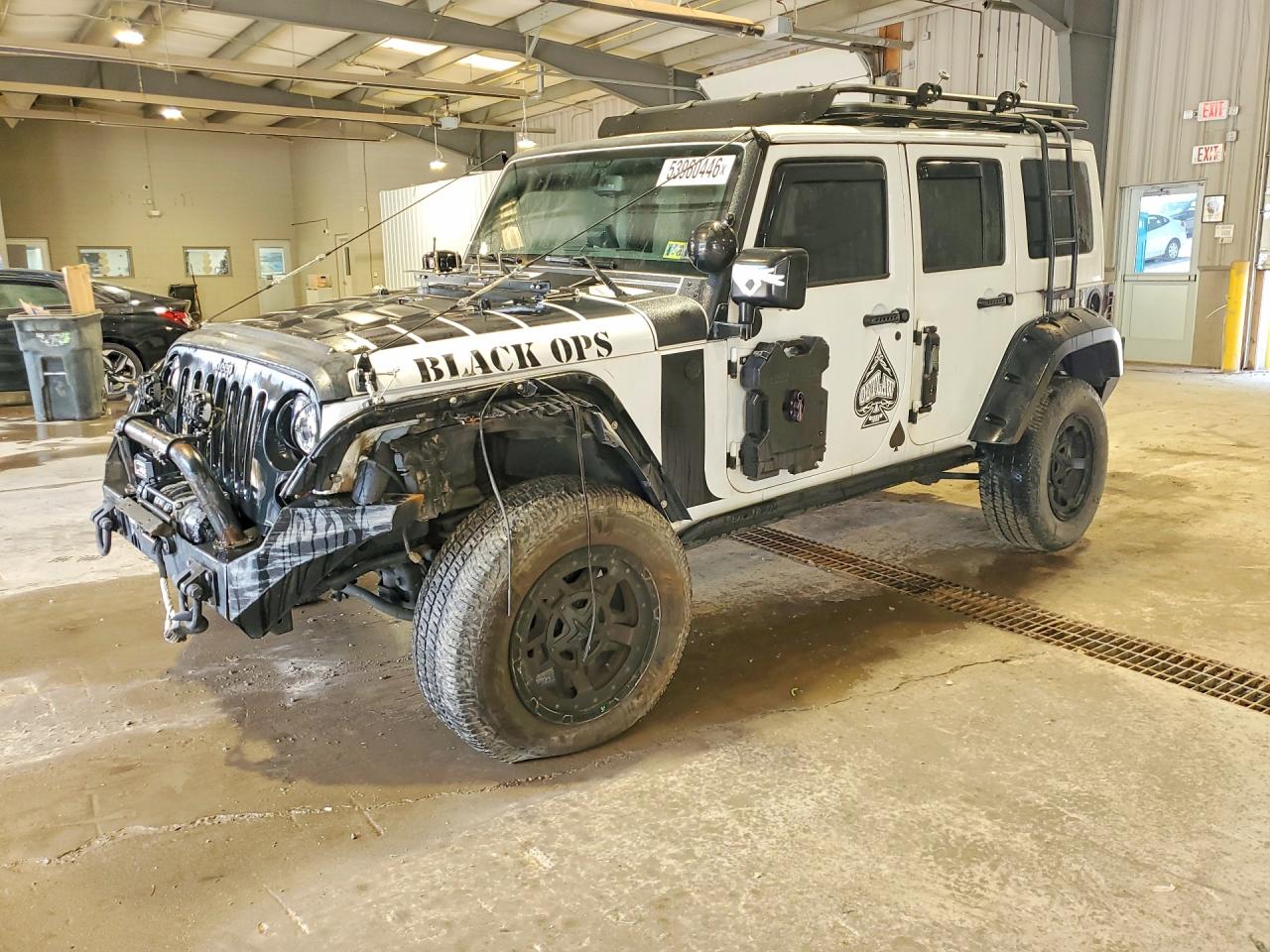 Salvage Jeep Wrangler Image
