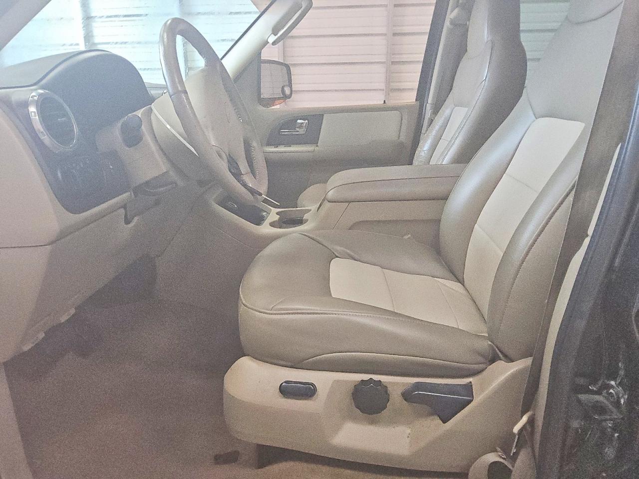 Ford Expedition Eddie Bauer