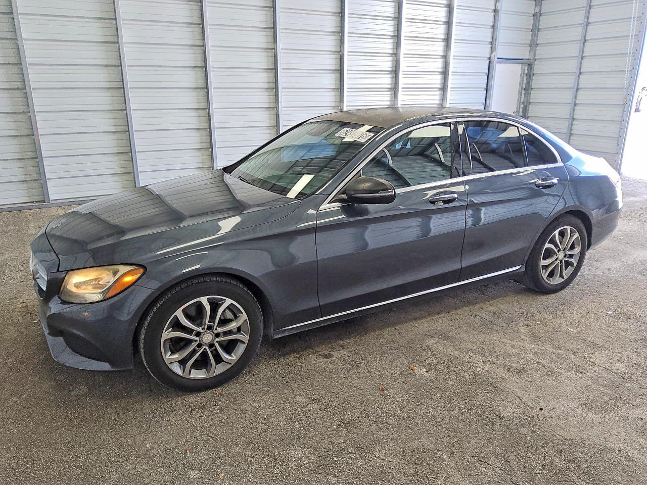 Salvage Mercedes-Benz C-Class Image