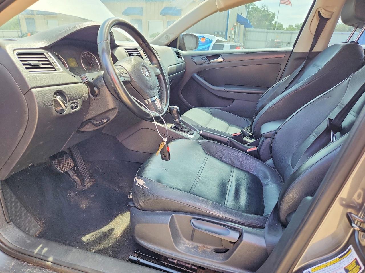 Volkswagen Jetta Se