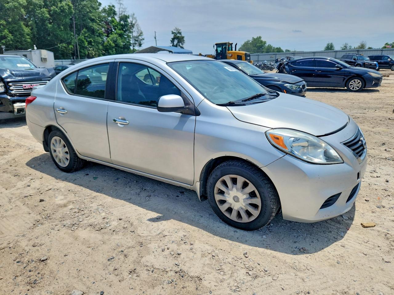 Nissan Versa 1.6 S