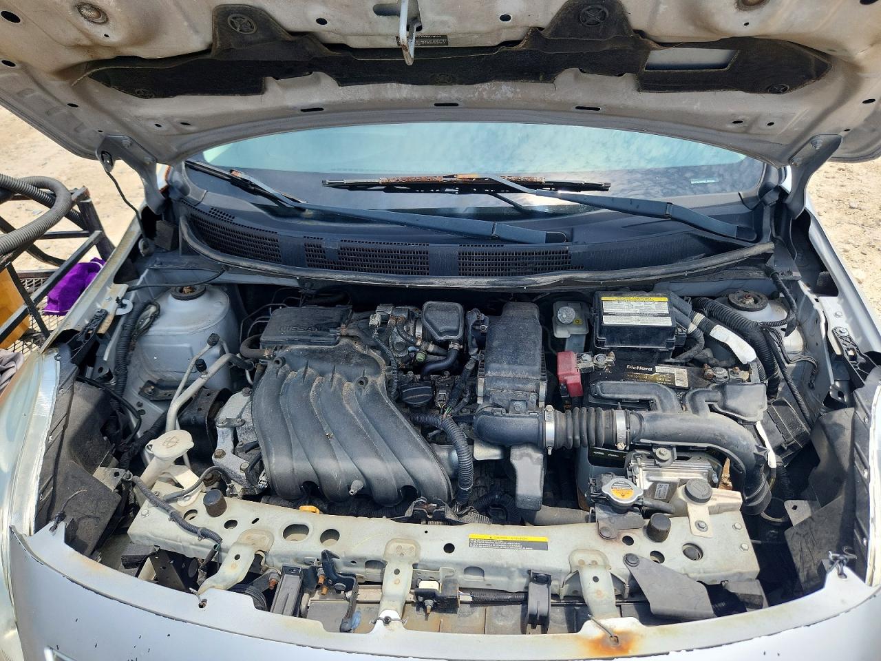 Nissan Versa 1.6 S