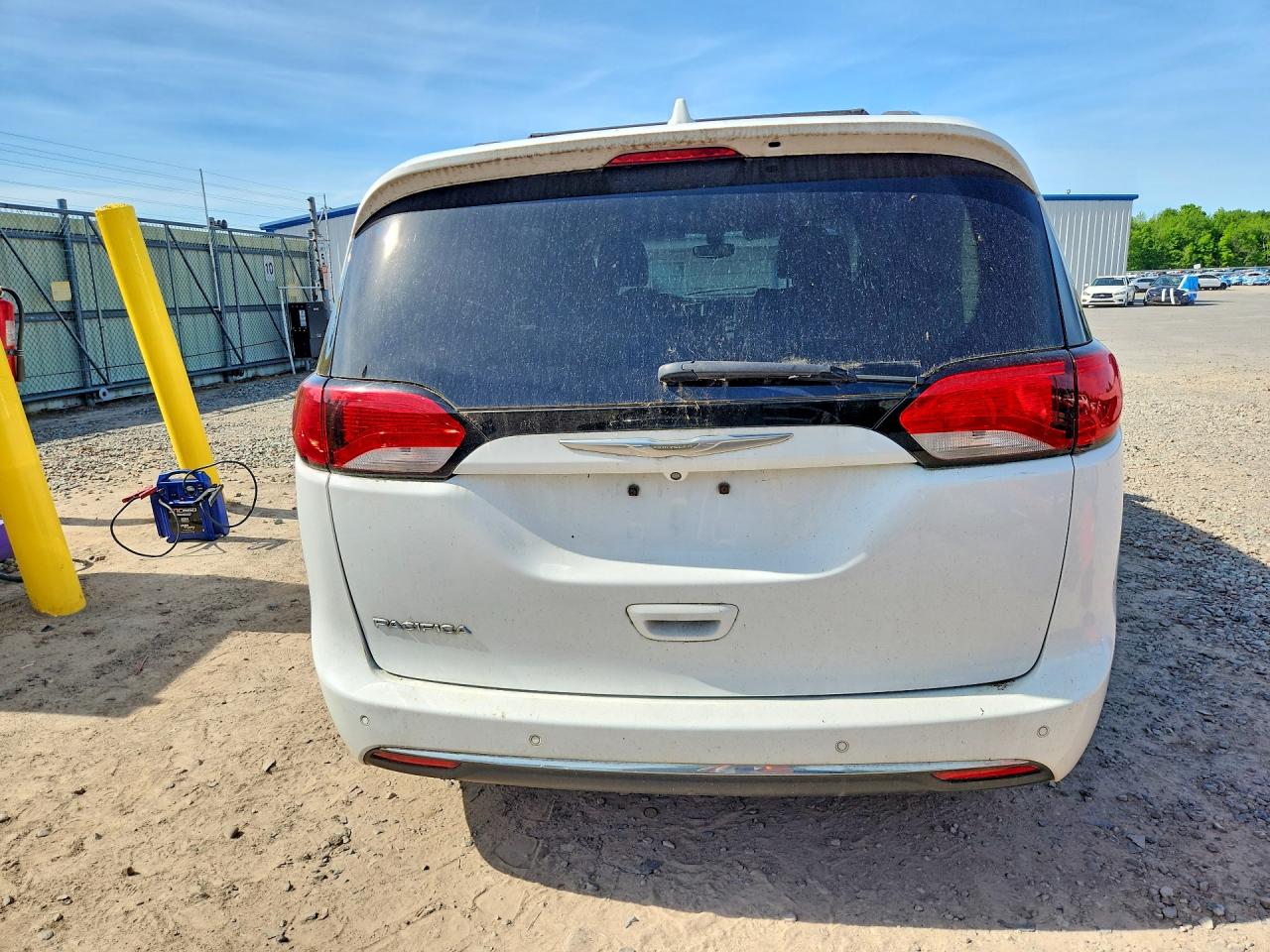 Chrysler Pacifica Touring L