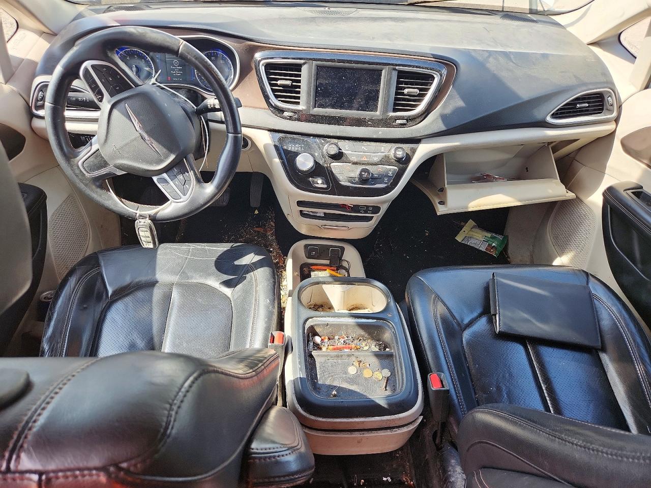 Chrysler Pacifica Touring L