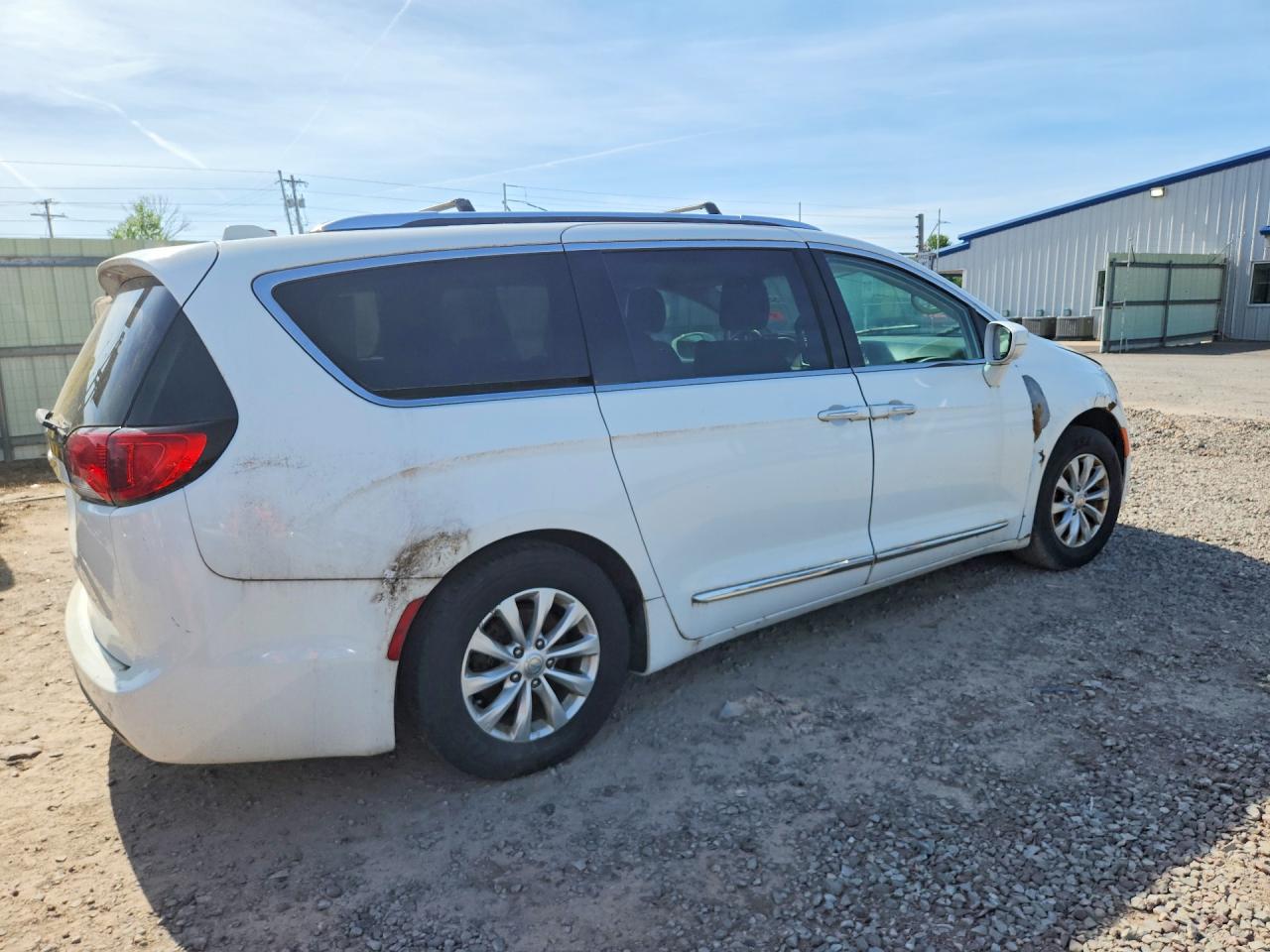 Chrysler Pacifica Touring L