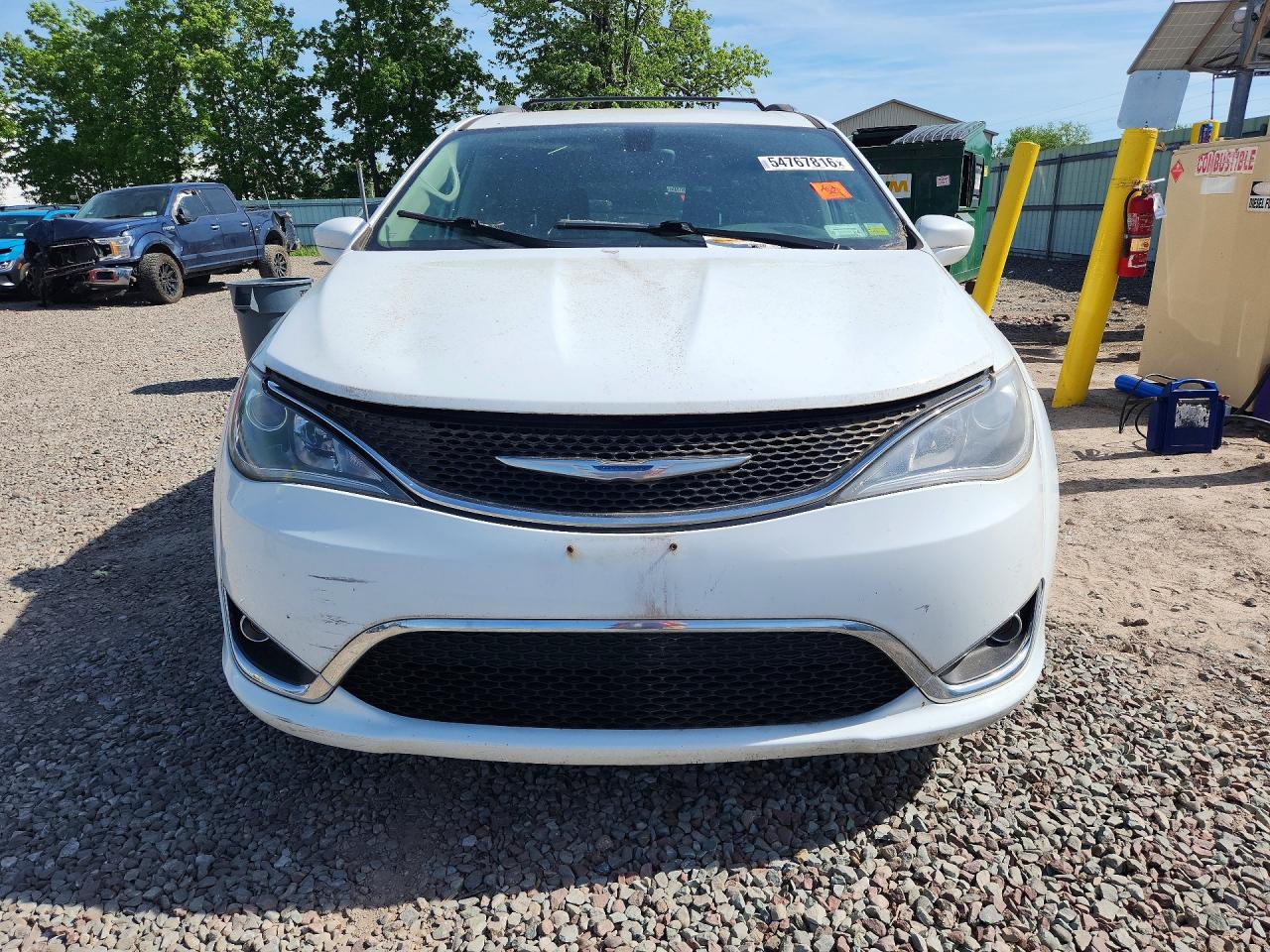 Chrysler Pacifica Touring L