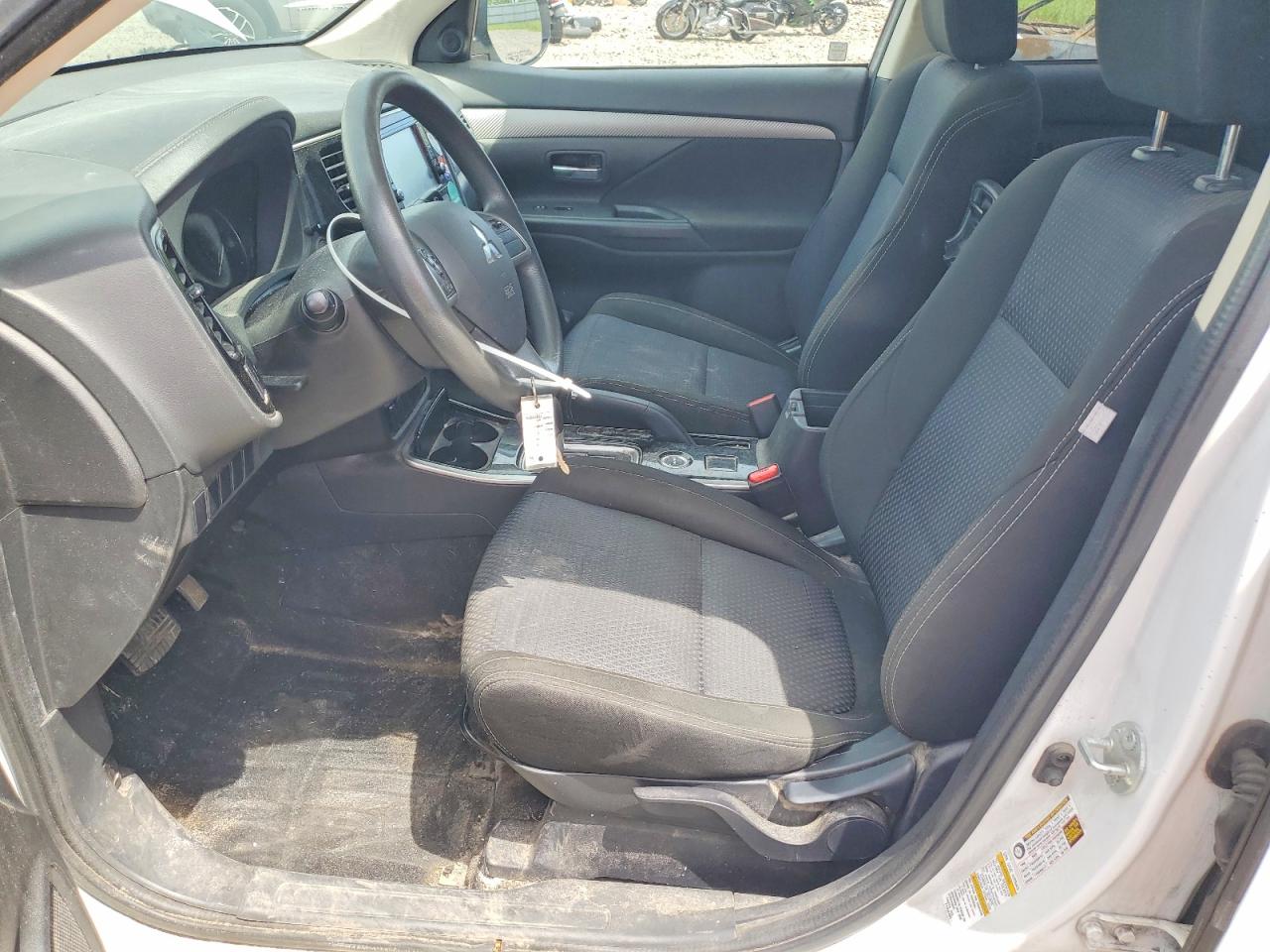 Mitsubishi Outlander Se