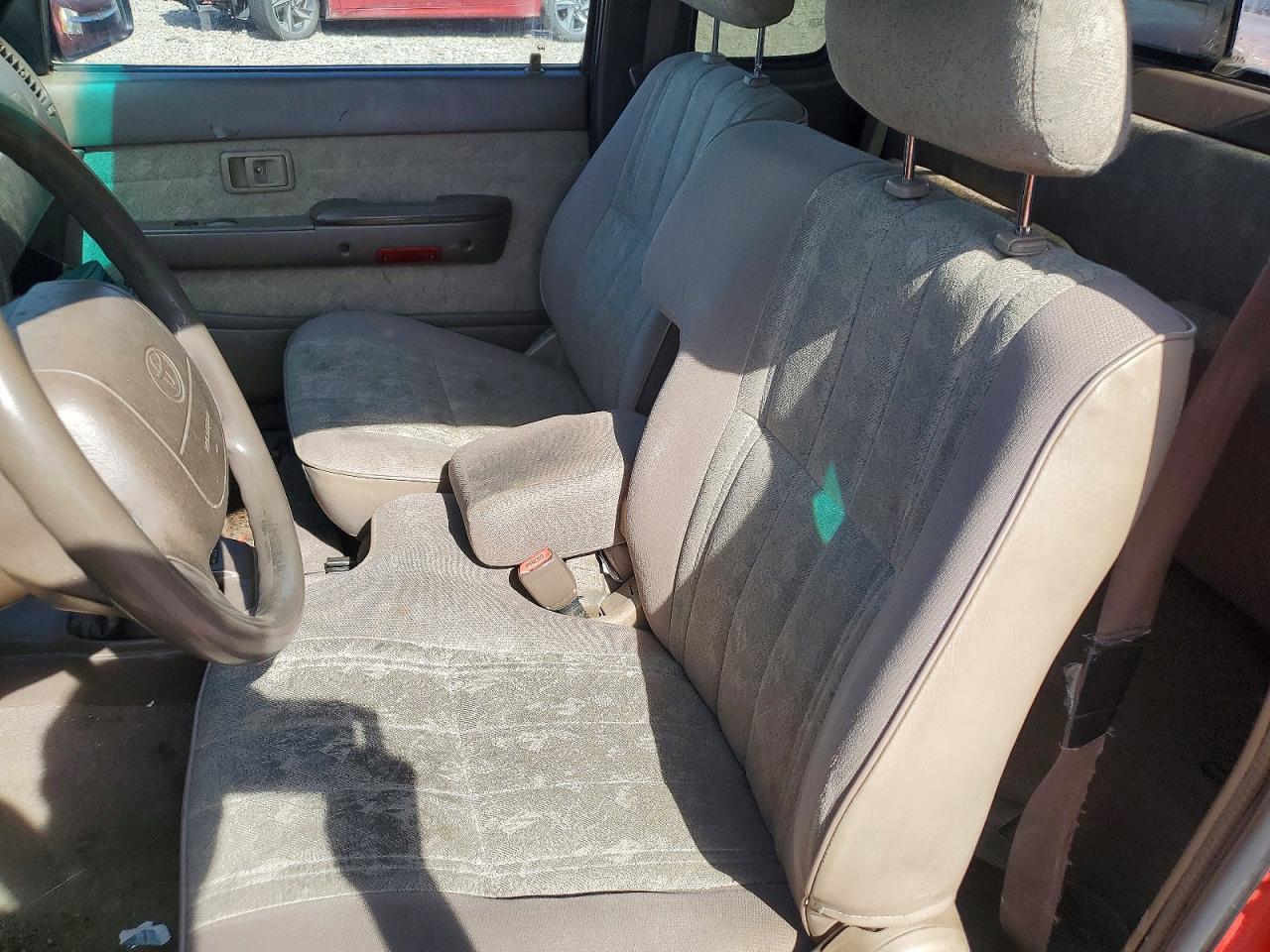 Toyota Tacoma Xtracab