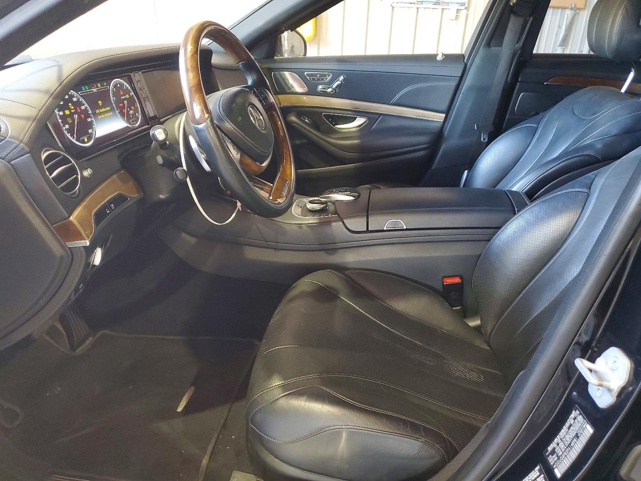 Mercedes-Benz S-Class 550 4matic