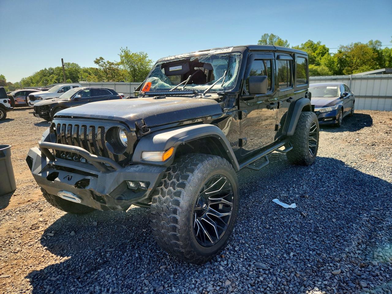 Salvage Jeep Wrangler Image