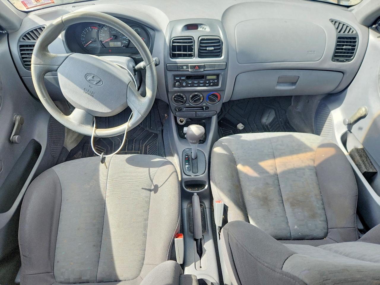 Hyundai ACCENT Gl