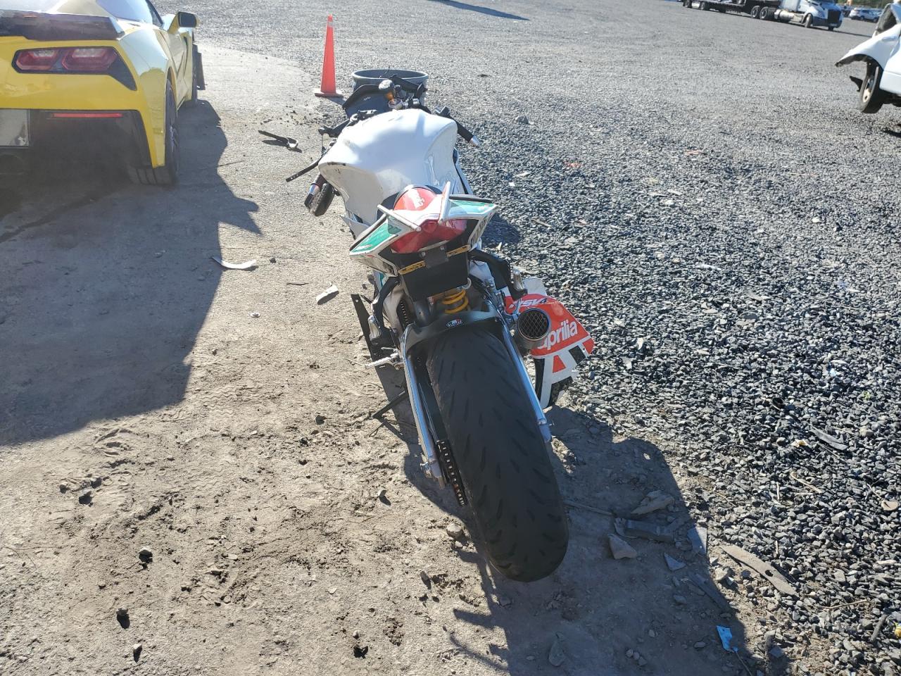 Aprilia Rsv