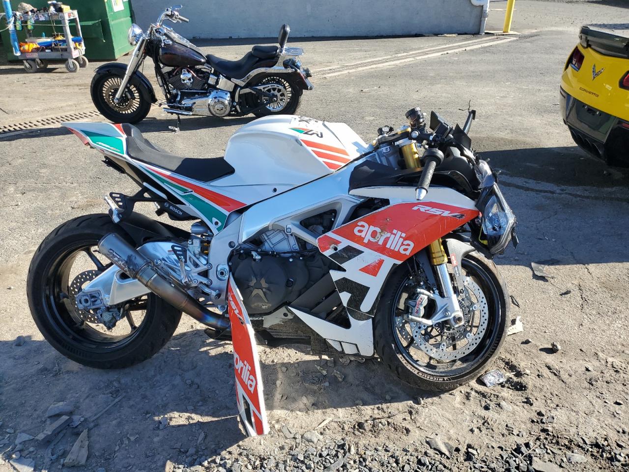 Salvage Aprilia Rsv Image