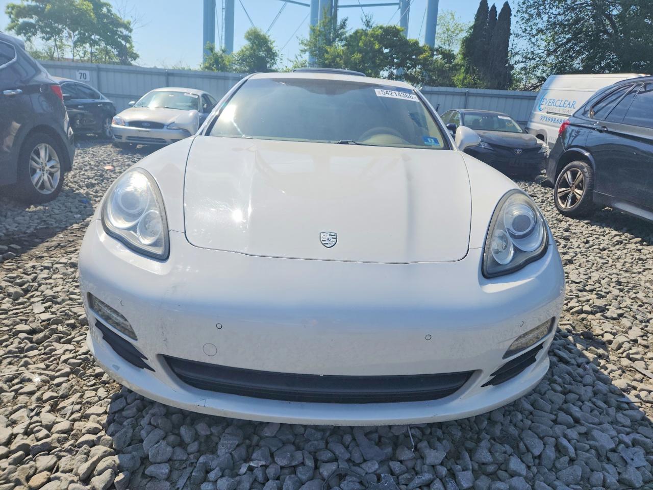 Porsche Panamera 2