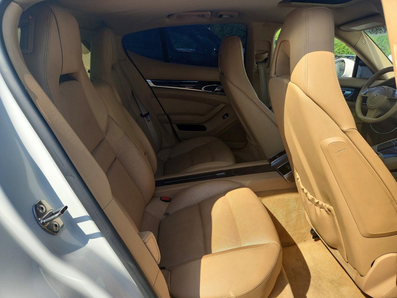 Porsche Panamera 2