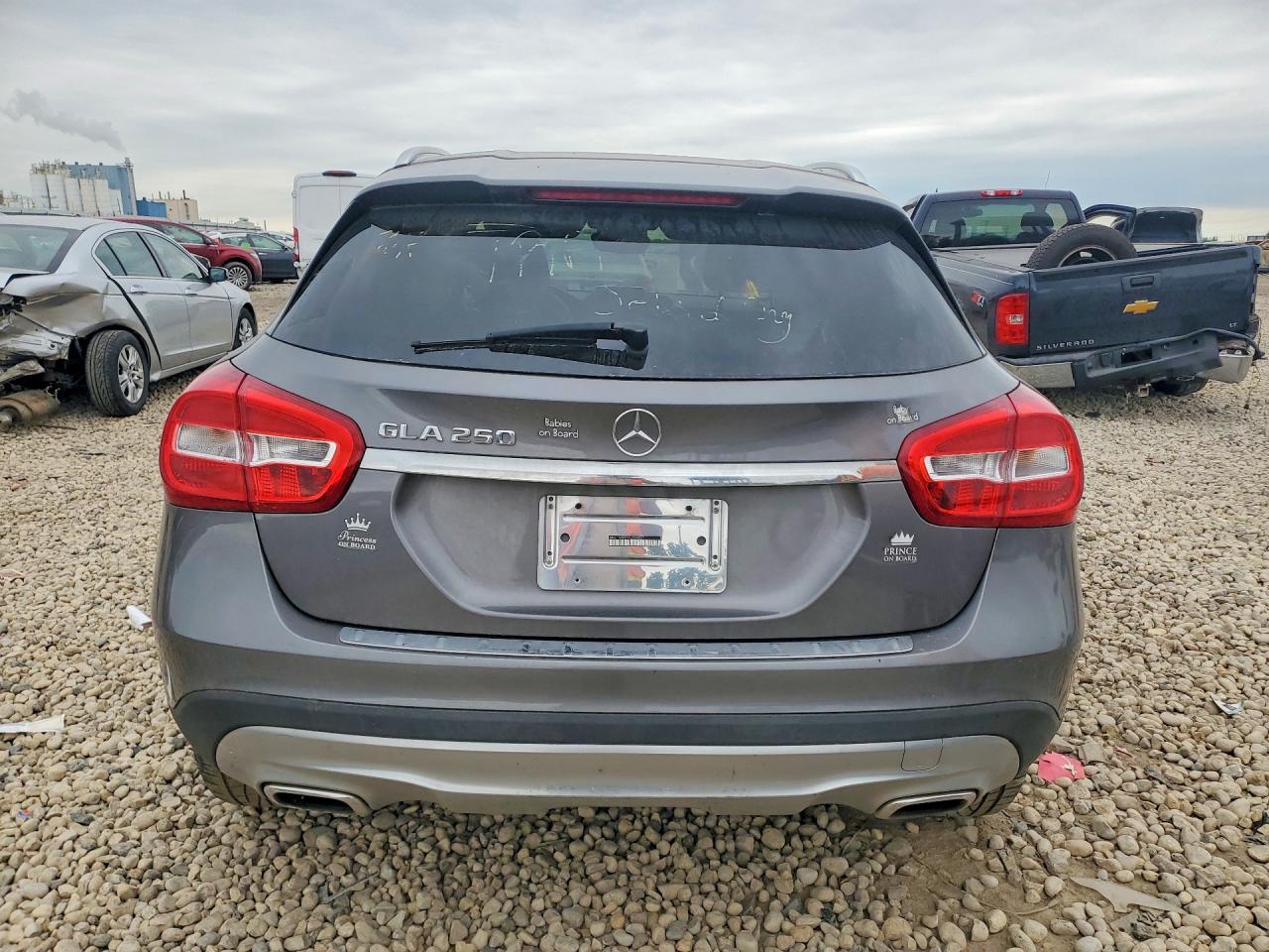 Mercedes-Benz GLA 250