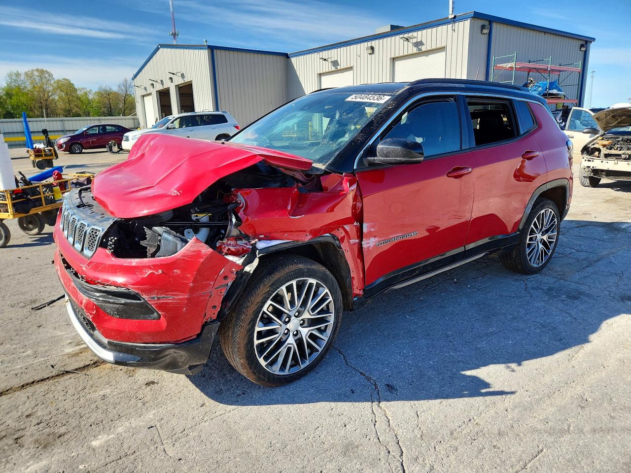 Salvage Jeep Compass Image