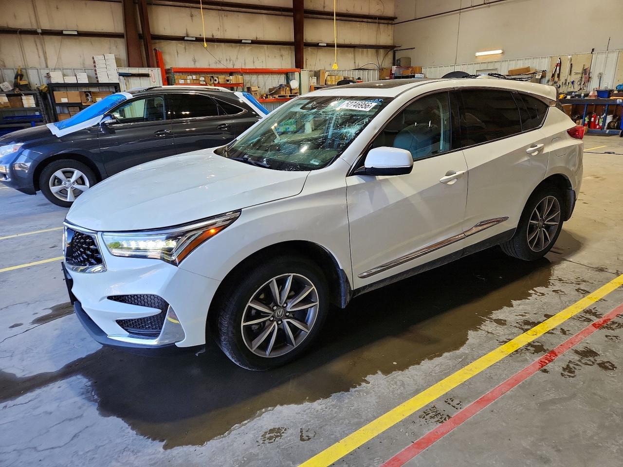 Salvage Acura RDX Image