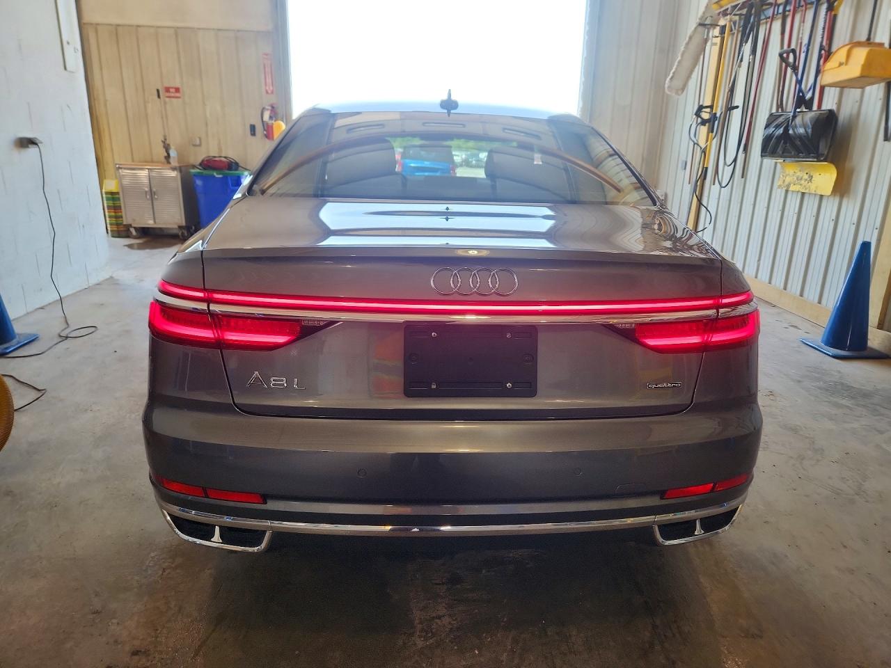Audi A8 L