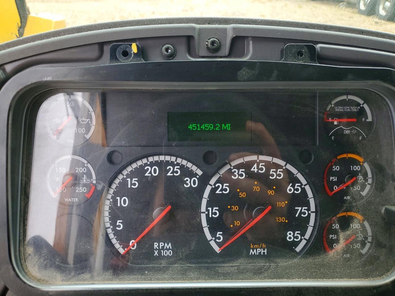 Freightliner M2