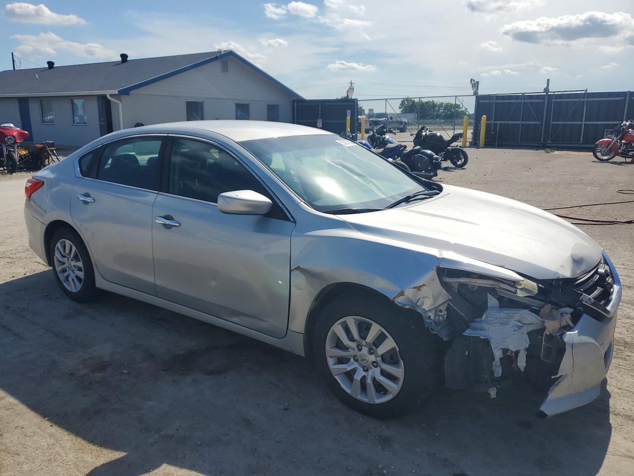 Nissan Altima 2.5 S