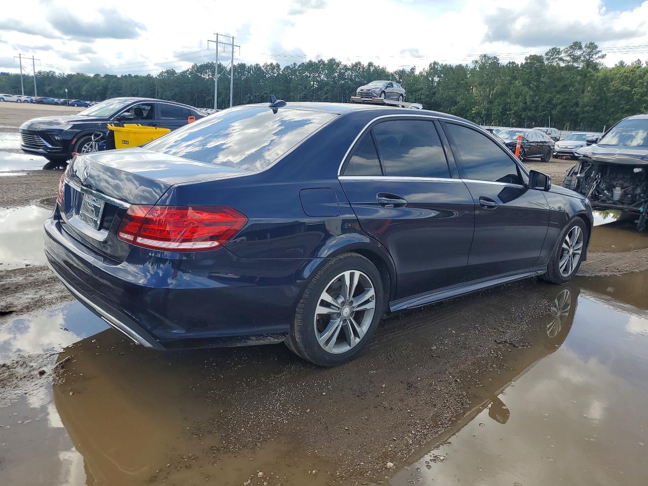 Mercedes-Benz E-Class 350