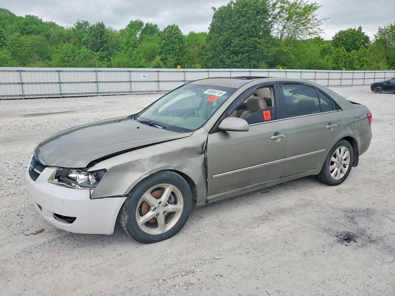 Salvage Hyundai SONATA Image